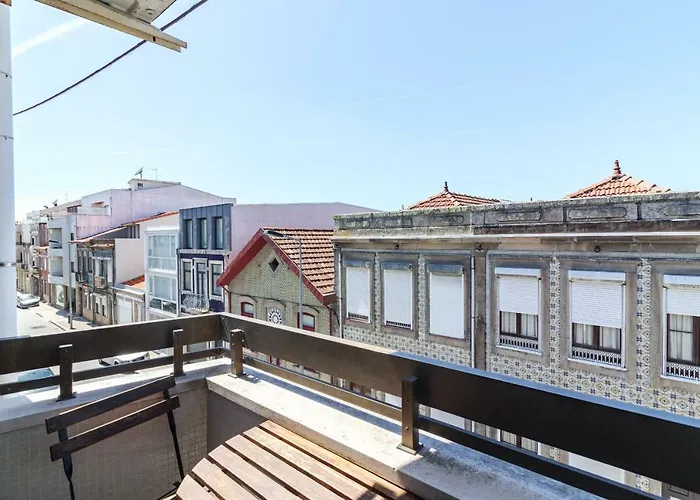 Lindo Vale בית הארחה 3*