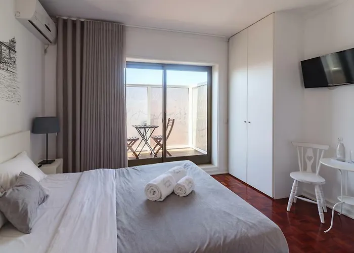 בית הארחה Lindo Vale 3*